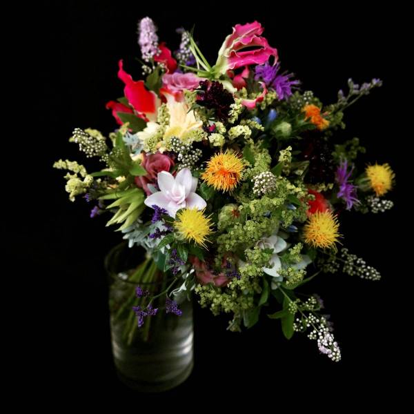 Flower：グロリオサ、スカビオサ、バラ、モナルダ、アルケミラモリス、スターチス、シモツケ、紅花、クルクマ