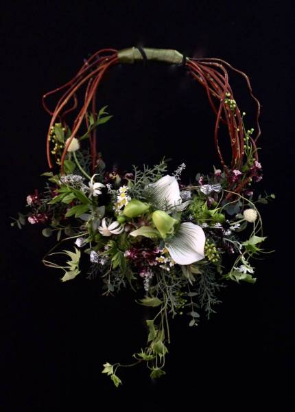 Flower：パフィオ、オンシジューム（シャーリーベイビー）、フランネルフラワー、千日紅、マトリカリア、ユーカリ、ブルーアイス、