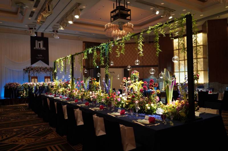 Long Table Decoration