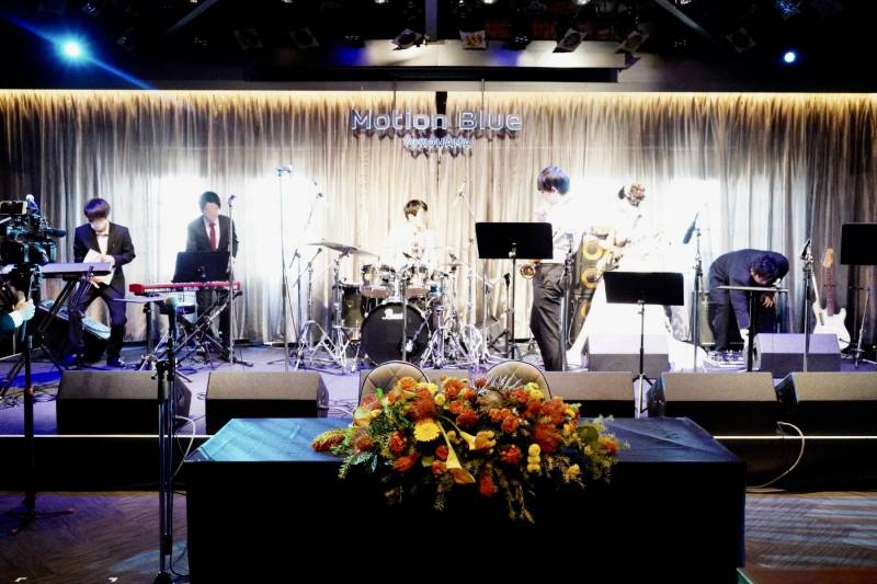 Main Table Decoration